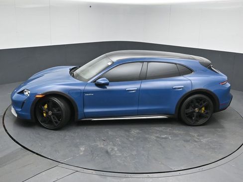 Used 2024 Porsche Taycan 4 Cross Turismo w/ Premium Package image 48