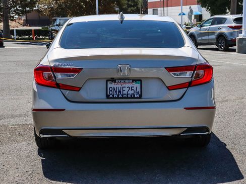 Used 2020 Honda Accord EX-L image 8