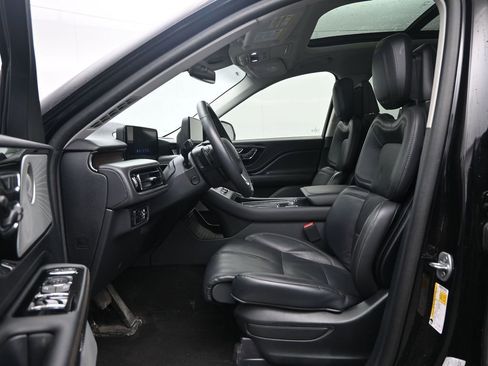 Used 2025 Lincoln Aviator Reserve w/ Equipment Group 201A image 28