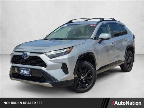 Used 2023 Toyota RAV4 SE AWD/4WD image 1
