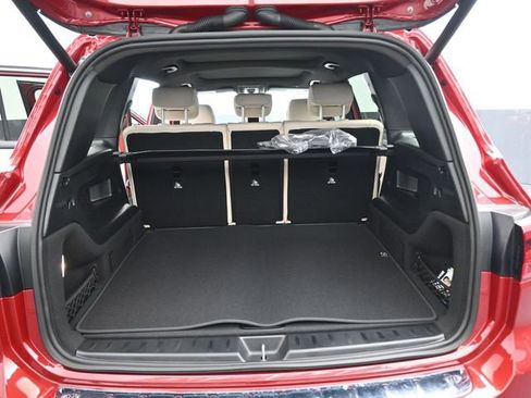 New 2026 Mercedes-Benz GLB 250 image 16