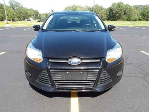 Used 2013 Ford Focus SE FWD image 3