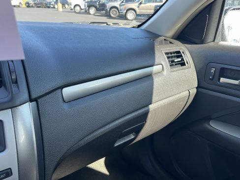 Used 2012 Ford Fusion SEL image 20