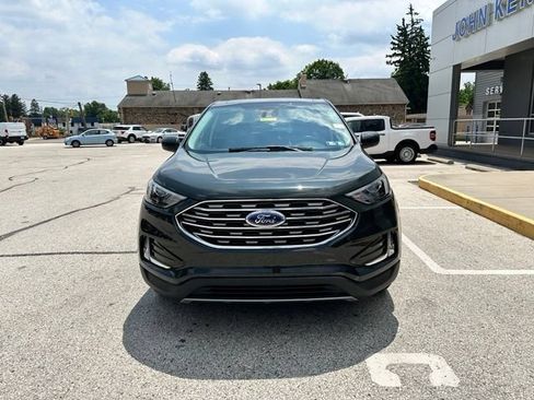 Certified 2022 Ford Edge SEL w/ Convenience Package AWD/4WD image 3