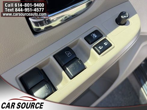 Used 2014 Subaru Crosstrek 2.0i Limited AWD/4WD image 16