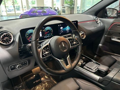 Used 2021 Mercedes-Benz GLA 250 4MATIC image 37