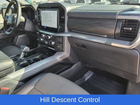 Used 2025 Ford F150 Lariat w/ Equipment Group 501A Mid image 11