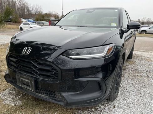 Used 2023 Honda HR-V Sport image 2