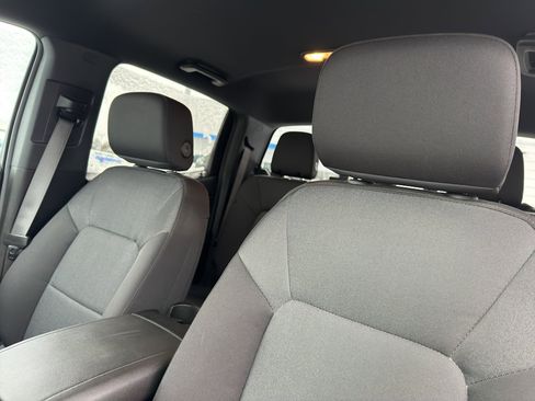 Used 2023 Chevrolet Colorado Trail Boss w/ Technology Package image 26