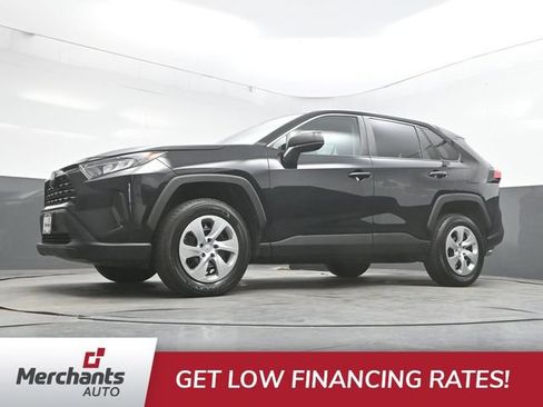 Used 2022 Toyota RAV4 LE w/ Carpet Mat Package (TMS) AWD/4WD image 44