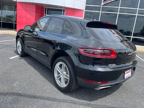 Used 2017 Porsche Macan AWD/4WD image 4