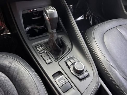 Used 2018 BMW X1 xDrive28i AWD/4WD image 25