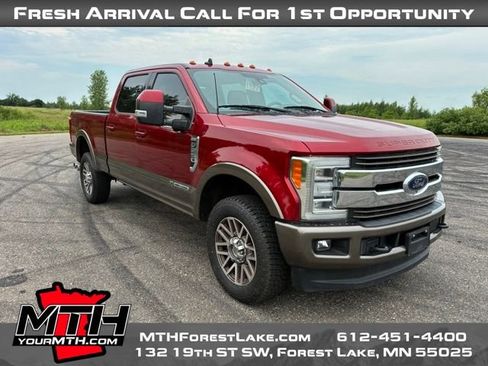 Used 2019 Ford F250 King Ranch w/ King Ranch Ultimate Package AWD/4WD image 2
