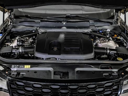 Used 2021 Land Rover Discovery HSE R-Dynamic image 46