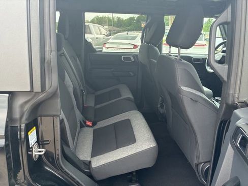Used 2025 Ford Bronco Big Bend AWD/4WD image 27
