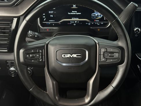 Used 2024 GMC Sierra 2500 AT4 w/ AT4 Preferred Package AWD/4WD image 14