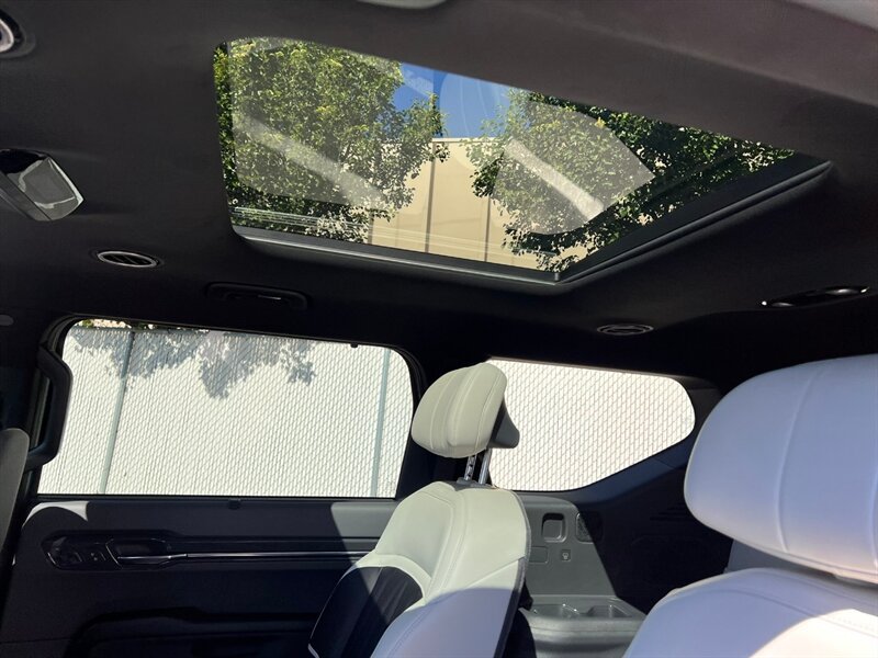 Used 2024 Kia EV9 GT-Line AWD/4WD image 21