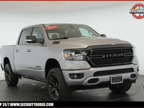Used 2021 RAM 1500 Big Horn AWD/4WD image 1