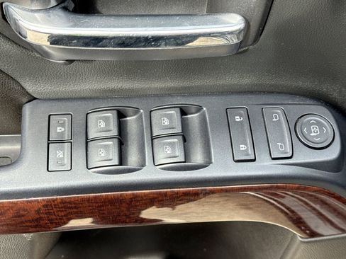 Used 2017 GMC Sierra 1500 SLE w/ SLE Value Package AWD/4WD image 20