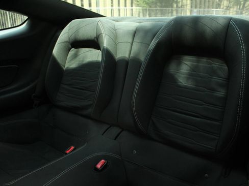 Used 2016 Ford Mustang GT RWD image 18