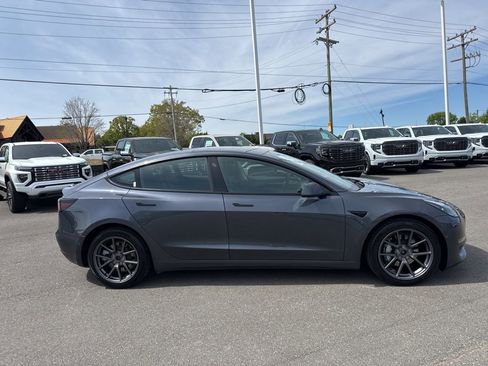Used 2022 Tesla Model 3 Long Range image 6