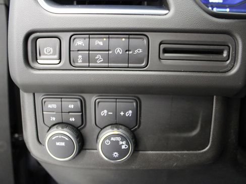 Used 2022 Chevrolet Tahoe Premier image 24