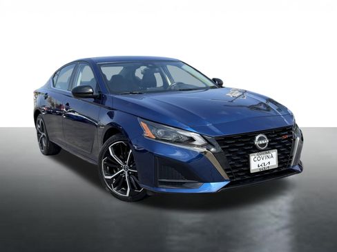 Used 2024 Nissan Altima 2.5 SR FWD image 1