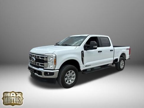 Used 2024 Ford F250 XLT w/ FX4 Off-Road Package AWD/4WD image 10