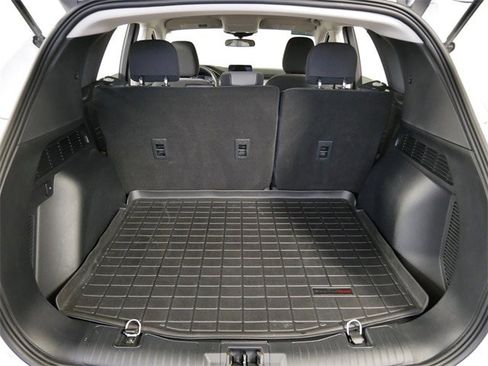 Certified 2022 Ford Escape SE w/ Cold Weather Package image 12