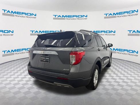 Used 2022 Ford Explorer XLT w/ Equipment Group 202A AWD/4WD image 5