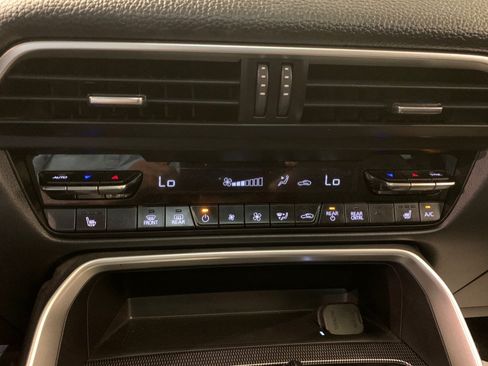 Used 2024 MAZDA CX-90 Plug-In Hybrid w/ Premium Pkg AWD/4WD image 42