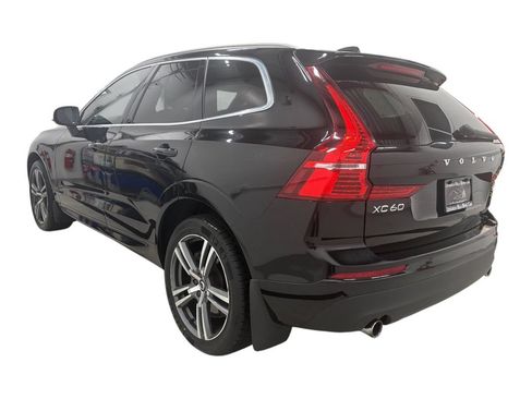 Used 2020 Volvo XC60 T6 Momentum w/ Protection Package AWD/4WD image 6