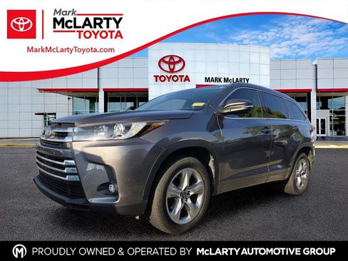 Used 2019 Toyota Highlander Limited FWD image 1