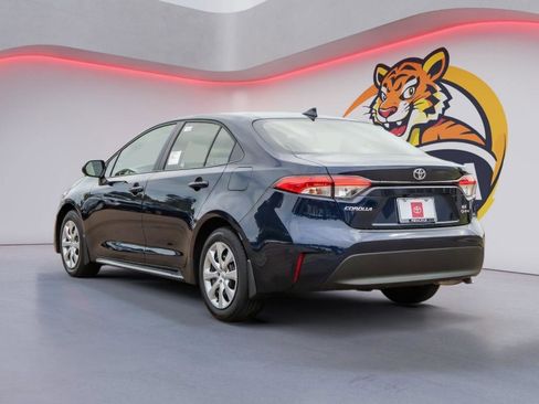 Used 2026 Toyota Corolla LE FWD image 7