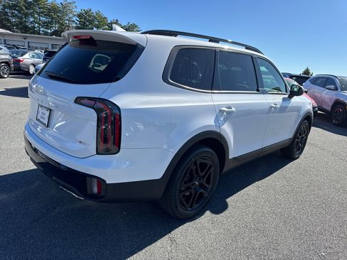 Used 2024 Kia Telluride EX X-Line image 7
