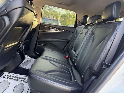 Certified 2022 Lincoln Nautilus AWD w/ Premium Package image 12