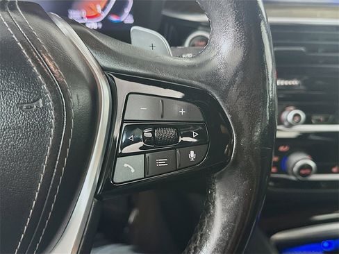 Used 2021 BMW 530i w/ Convenience Package image 26