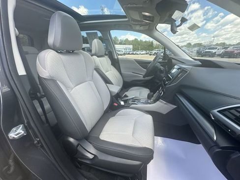 Used 2023 Subaru Forester Premium AWD/4WD image 30
