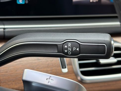 New 2026 Mercedes-Benz GLS 450 4MATIC image 22