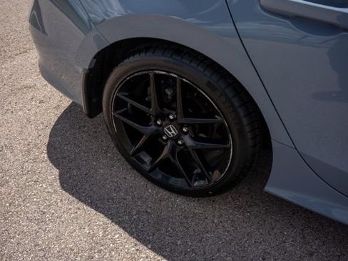 Used 2022 Honda Civic Sport image 10