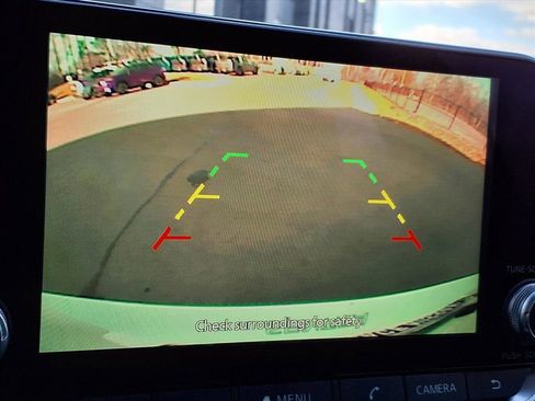 Used 2024 Nissan Sentra SV image 18