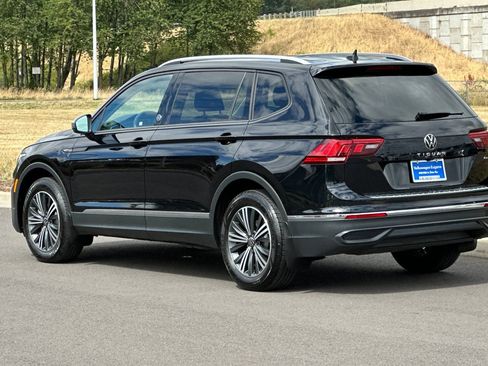 Used 2024 Volkswagen Tiguan Wolfsburg Edition AWD/4WD image 5