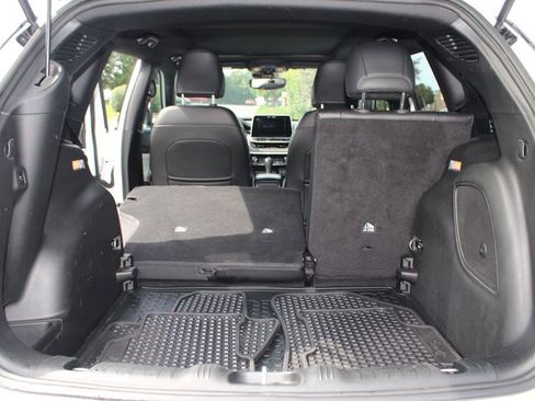 Used 2025 Jeep Compass Latitude w/ Sun & Sound Group AWD/4WD image 33