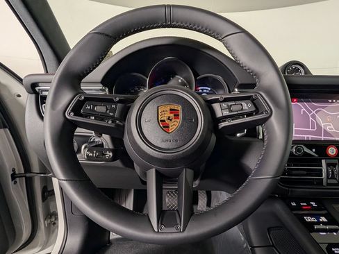 New 2026 Porsche Macan AWD/4WD image 36