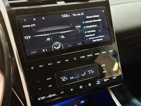 Used 2022 Hyundai Tucson Limited image 24