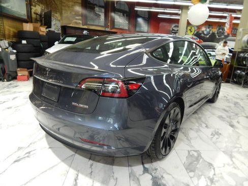 Used 2023 Tesla Model 3 Performance image 4