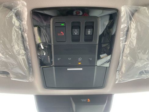 New 2026 Mitsubishi Outlander SEL image 23