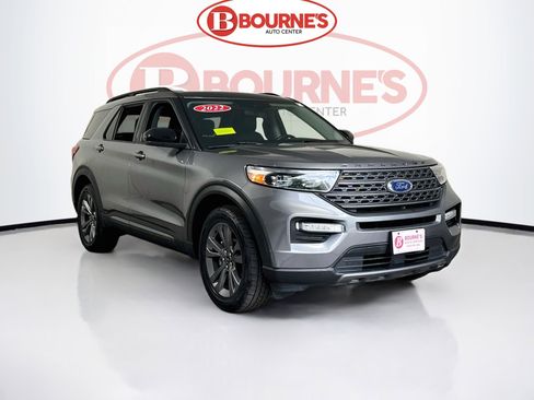 Used 2022 Ford Explorer XLT w/ Equipment Group 202A AWD/4WD image 1