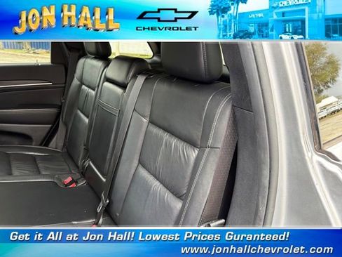 Used 2015 Jeep Grand Cherokee Limited w/ Mopar Chrome Edition Group image 22