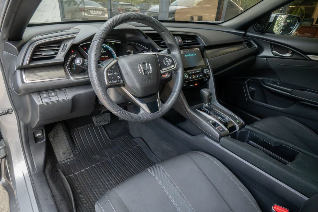 Used 2019 Honda Civic EX image 9